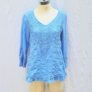 Lovely ladies light blue top, v-neck, 3/4 sleeve, Soft Surroundings, S, gauzy